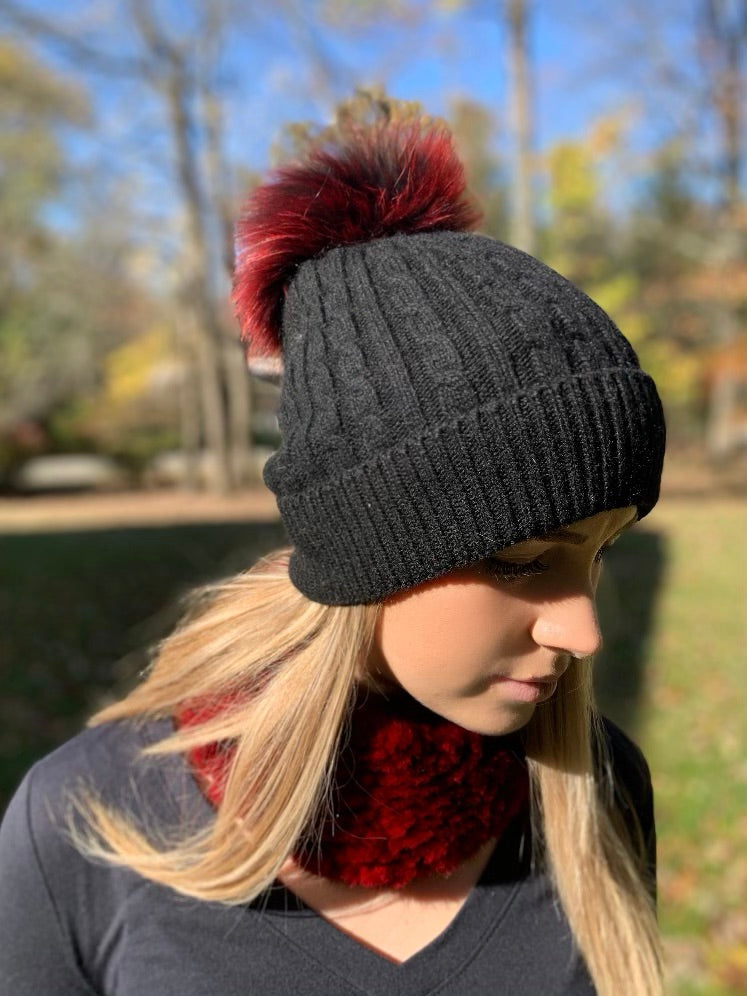 Cable Knit Pom Pom Hat