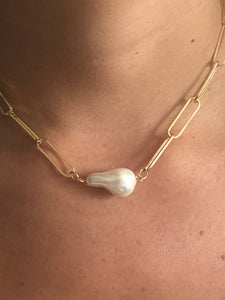 Flat Link Chain Choker with Faux Pearl